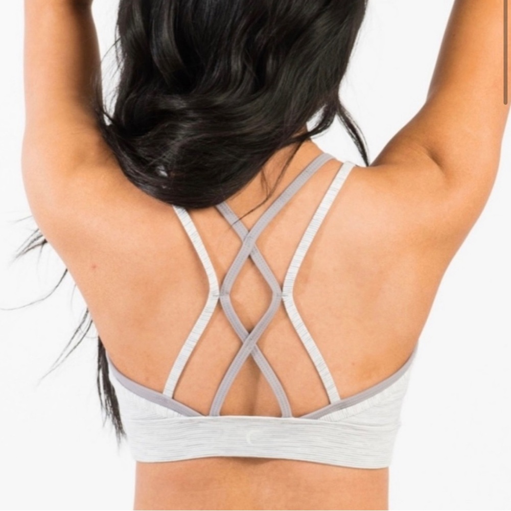 Zyia Luxe Strappy Bra - xl